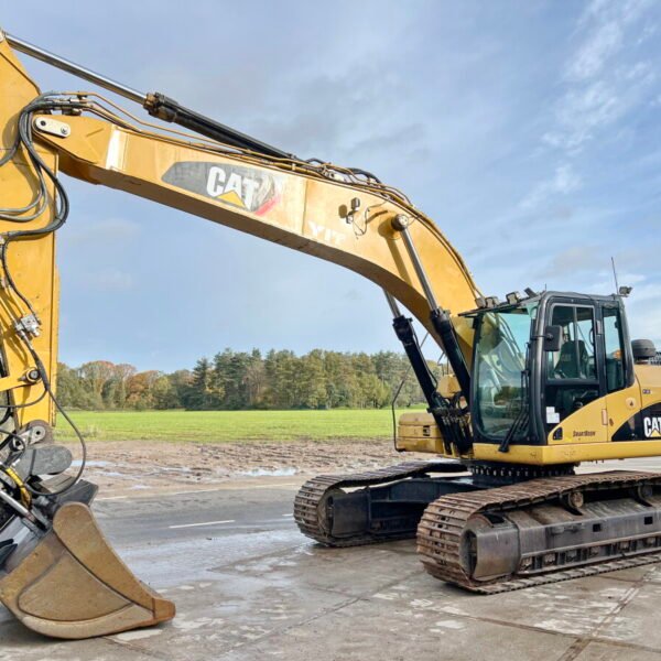 02 Caterpillar 325DL BM5447 03 600x600